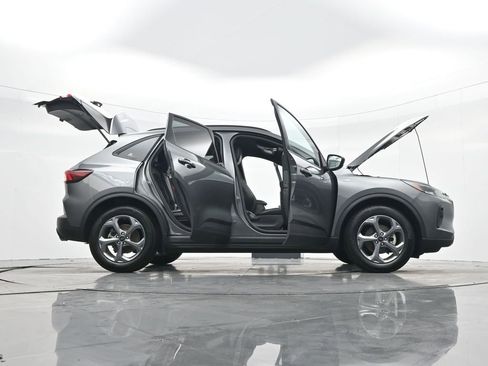 Used 2025 Ford Escape ST-Line image 45