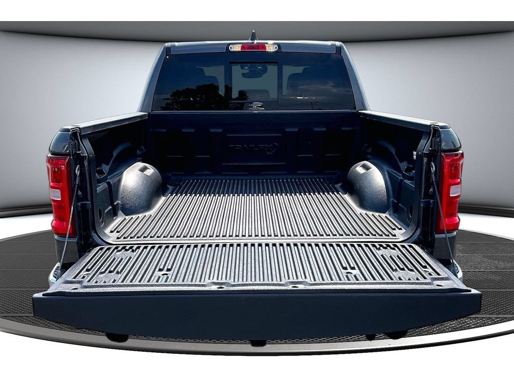 Used 2026 RAM 1500 Laramie AWD/4WD image 13