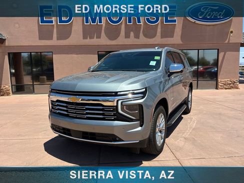 Used 2025 Chevrolet Tahoe Premier w/ Sun And Tow Package AWD/4WD image 1