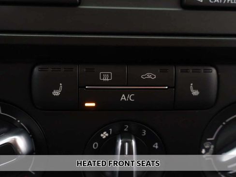 Used 2015 Volkswagen Jetta SE FWD image 3