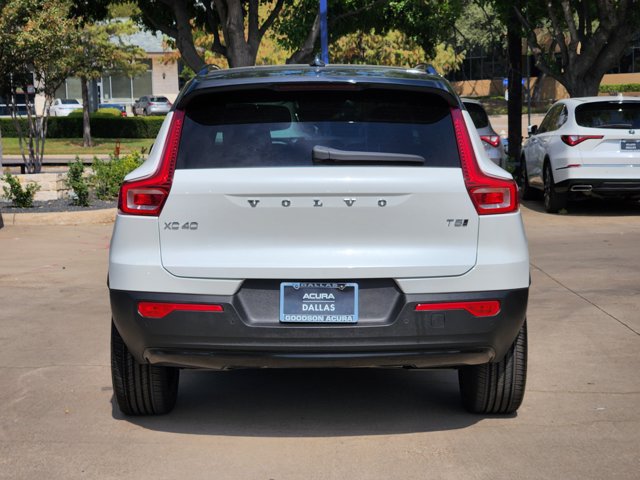 Used 2021 Volvo XC40 T5 R-Design w/ Advanced Package AWD/4WD image 7