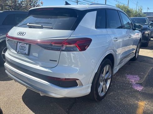 Used 2023 Audi Q4 e-tron Premium Plus w/ Premium Plus AWD/4WD image 8