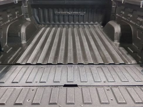Used 2024 GMC Sierra 1500 Denali AWD/4WD image 40