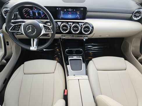 Certified 2025 Mercedes-Benz CLA 250 250 image 18