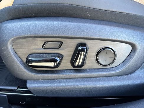 Used 2024 Lexus ES 350 Ultra Luxury image 16