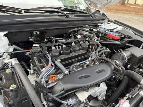 Used 2025 Honda Accord SE image 28