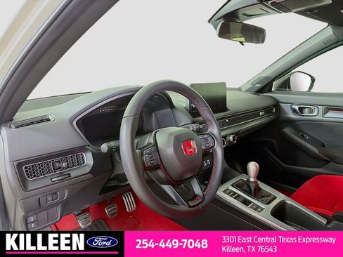 Used 2025 Honda Civic Type R image 10