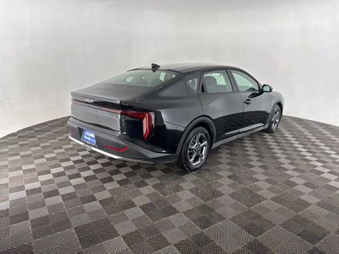 Used 2025 Kia K4 LXS image 6