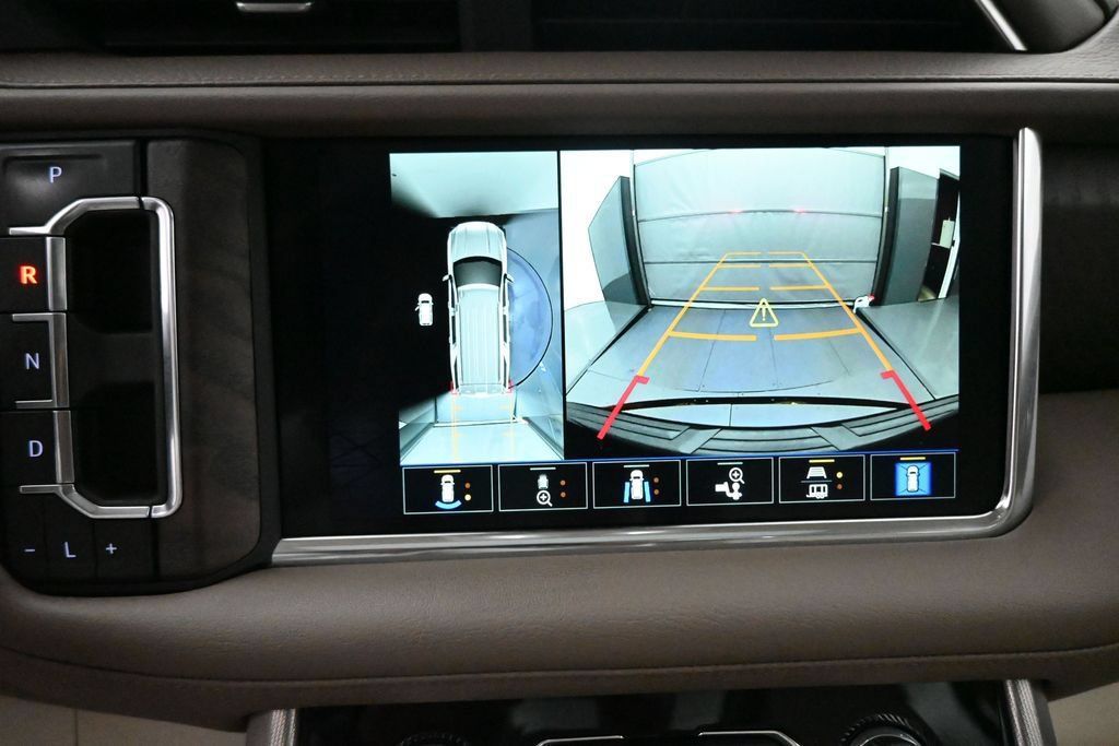 Used 2023 GMC Yukon Denali w/ Max Trailering Package AWD/4WD image 18