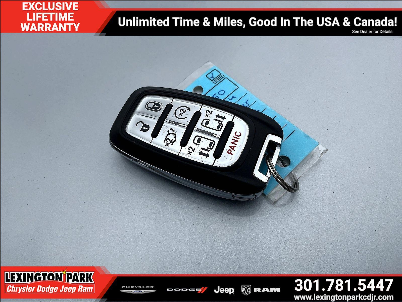Used 2024 Chrysler Pacifica Touring-L FWD image 34