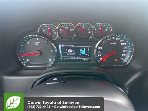Used 2018 Chevrolet Suburban LT w/ LT Signature Package AWD/4WD image 9