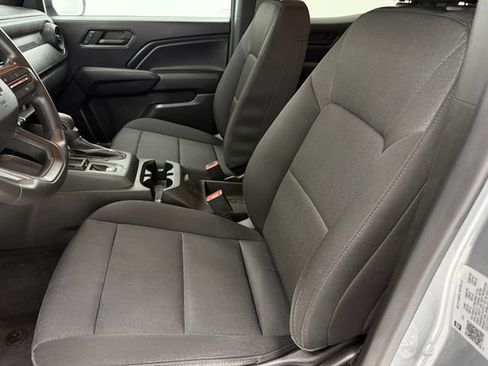 Used 2024 Chevrolet Colorado W/T image 23