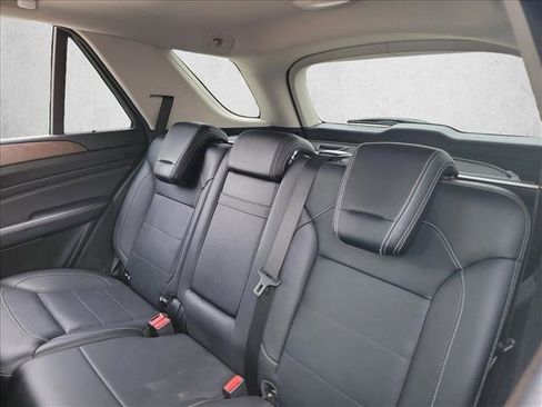 Used 2015 Mercedes-Benz ML 350 4MATIC image 14