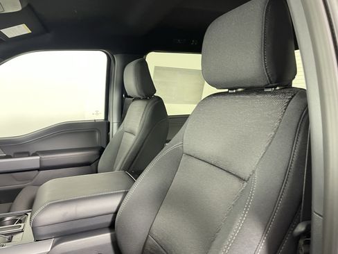 New 2026 Ford F150 XLT w/ XLT Black Appearance Package AWD/4WD image 17