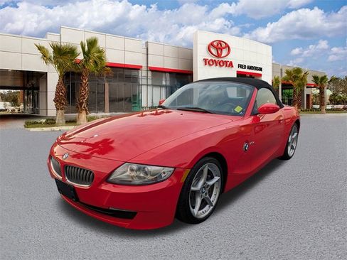 Used 2008 BMW Z4 3.0si image 8