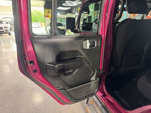 Used 2021 Jeep Wrangler Unlimited Sport AWD/4WD image 13