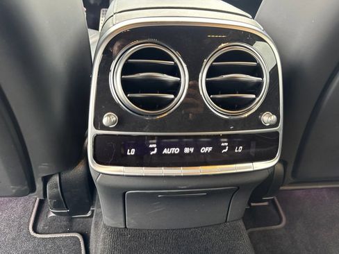 Used 2020 Mercedes-Benz S 560 Sedan image 15