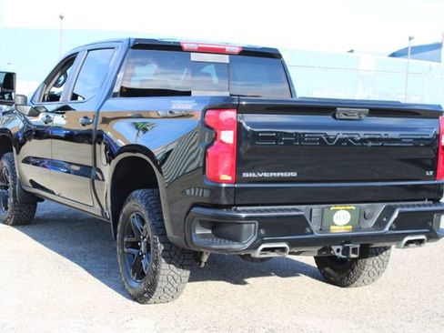 Used 2024 Chevrolet Silverado 1500 LT Trail Boss w/ LT Trail Boss Premium Package image 3