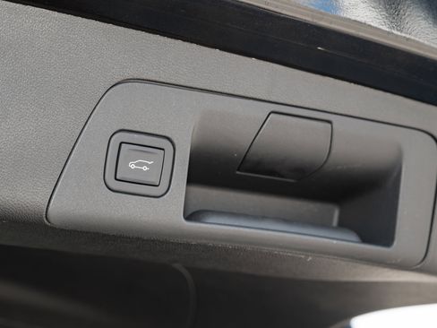 Used 2023 Buick Envision Avenir image 44