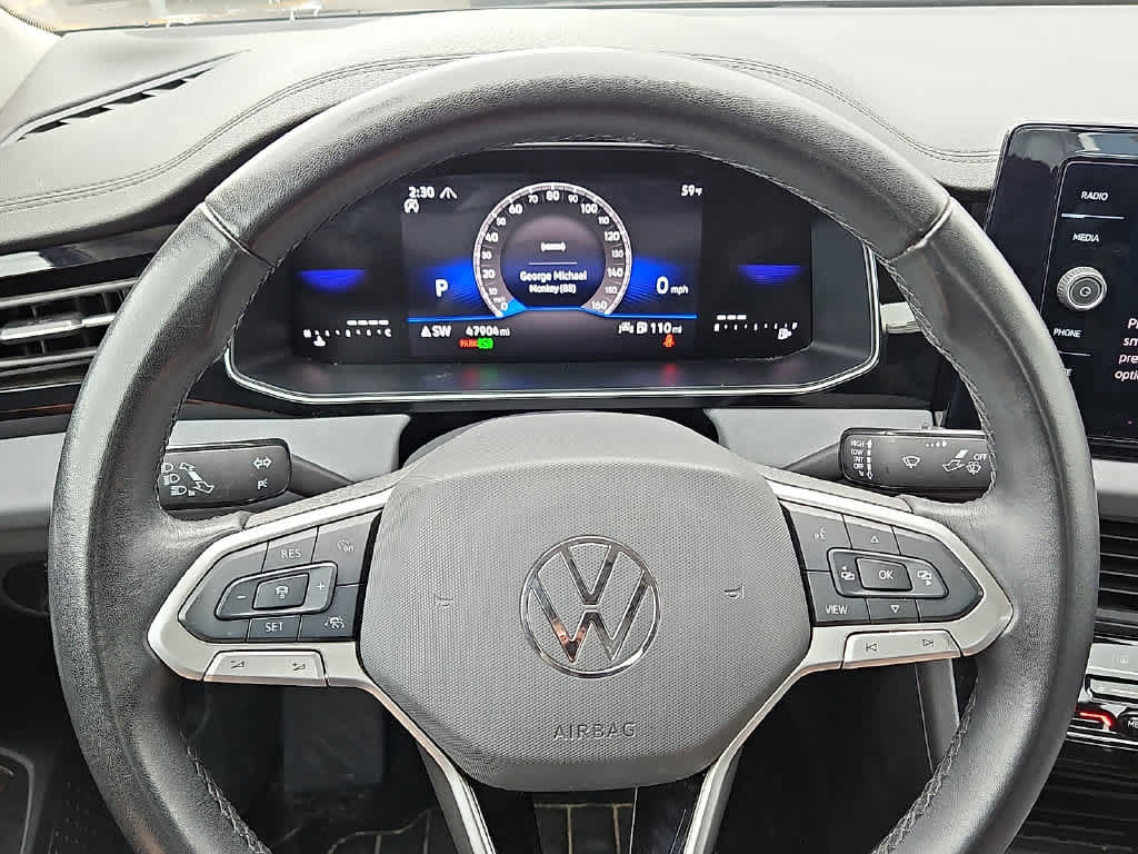 Used 2025 Volkswagen Jetta SE FWD image 17