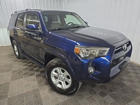 Used 2022 Toyota 4Runner SR5 Premium image 7