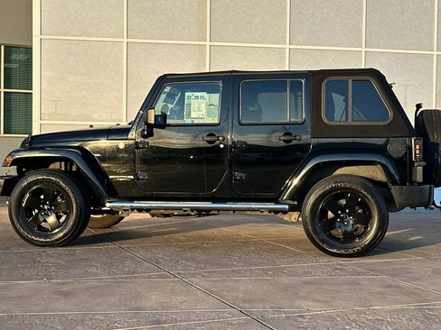 Used 2011 Jeep Wrangler Unlimited Sahara w/ Dual Top Group image 7