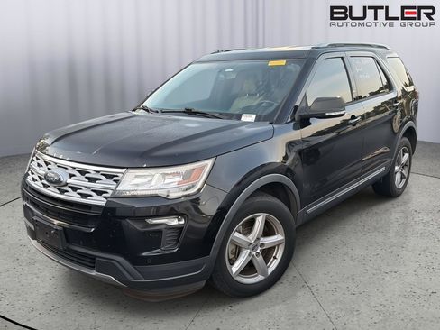 Used 2019 Ford Explorer XLT w/ Equipment Group 202A FWD image 1