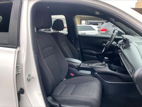 Used 2023 Honda HR-V Sport image 11