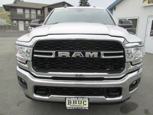 Used 2022 RAM 3500 Tradesman AWD/4WD image 2