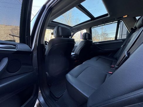 Used 2010 BMW X5 xDrive30i image 17