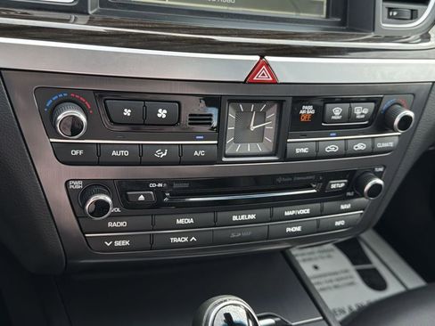 Used 2017 Genesis G80 3.8 w/ Option Group 02 image 21