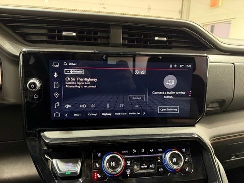 Certified 2025 GMC Sierra 2500 AT4 w/ AT4 Premium Plus Package image 16