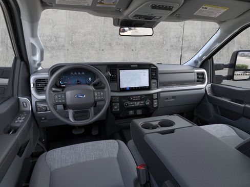 New 2026 Ford F250 XLT w/ XLT Premium Package AWD/4WD image 9
