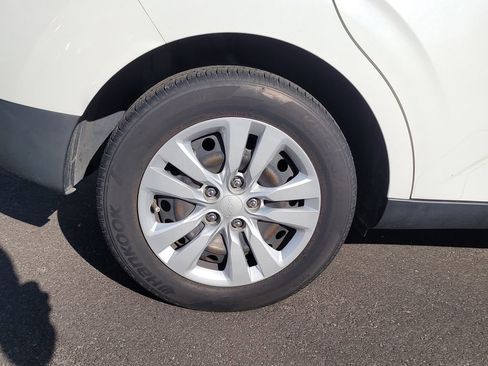 Used 2022 Kia Soul LX image 5