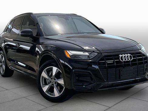 Used 2025 Audi Q5 2.0T Premium w/ Convenience Plus Package AWD/4WD image 3
