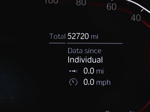 Used 2022 BMW X6 xDrive40i w/ Executive Package image 22