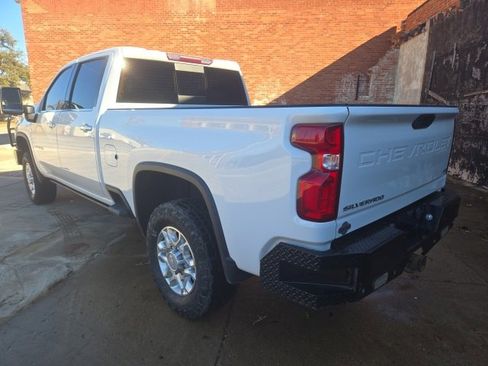 Used 2020 Chevrolet Silverado 2500 LTZ w/ LTZ Plus Package image 5