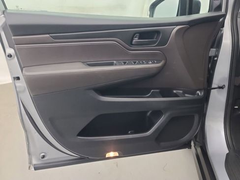 Used 2018 Honda Odyssey EX image 22