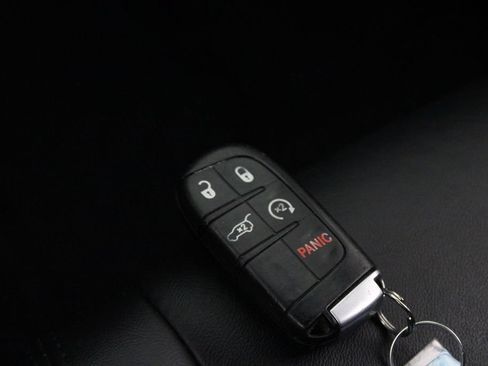 Used 2019 Jeep Grand Cherokee Limited RWD image 29
