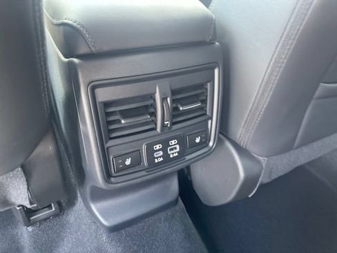 New 2026 Subaru Outback Limited AWD/4WD image 12
