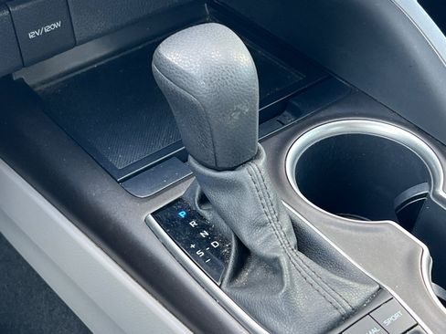 Certified 2021 Toyota Camry LE FWD image 20
