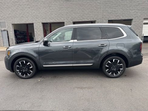 Used 2024 Kia Telluride SX AWD/4WD image 2