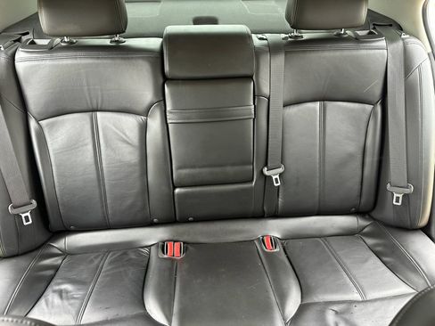 Used 2011 Buick LaCrosse CXL FWD image 16
