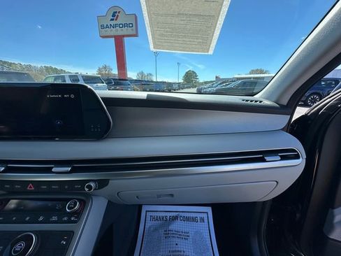 Used 2025 Hyundai Palisade SEL image 16