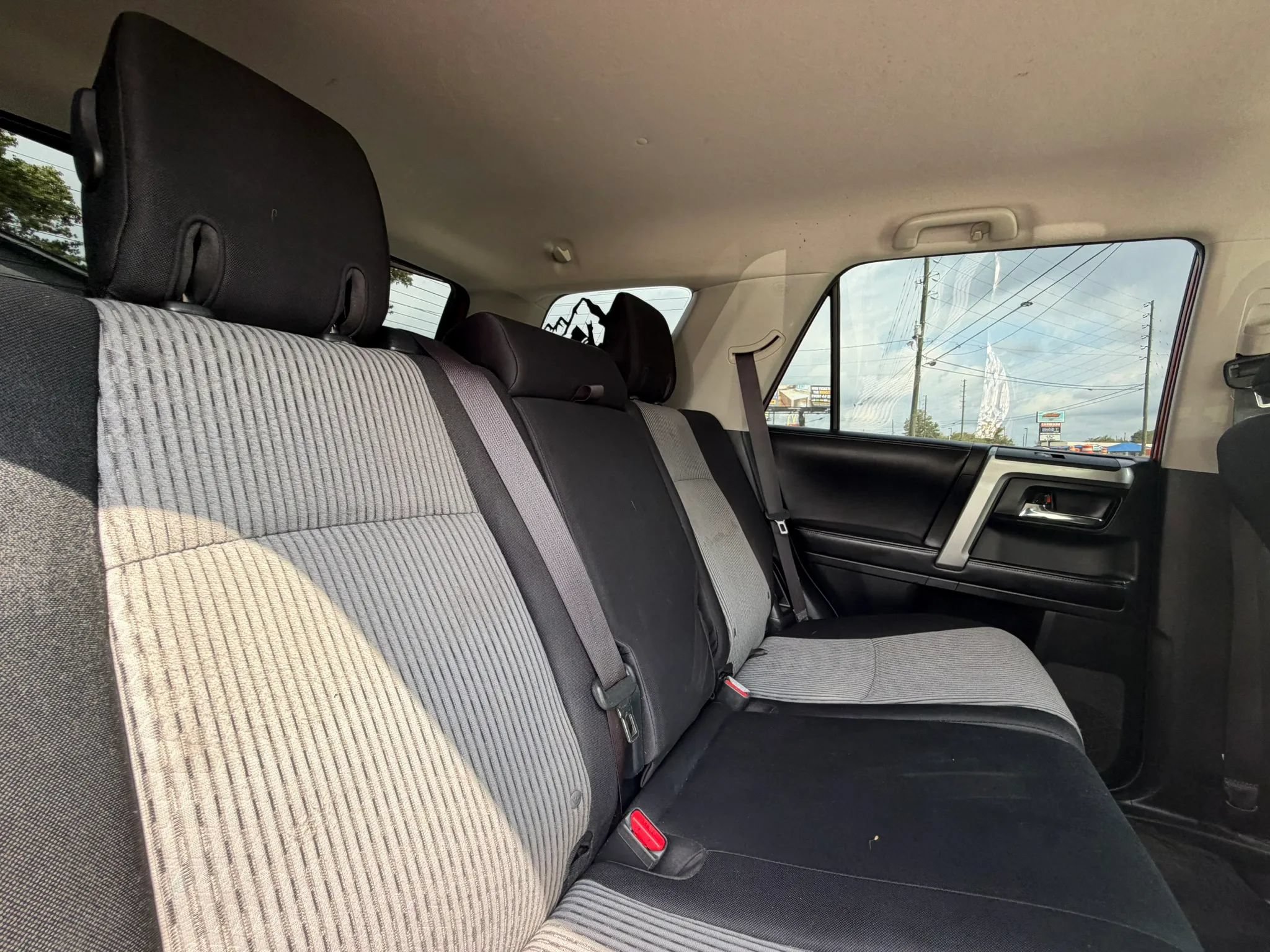 Used 2017 Toyota 4Runner SR5 RWD image 23
