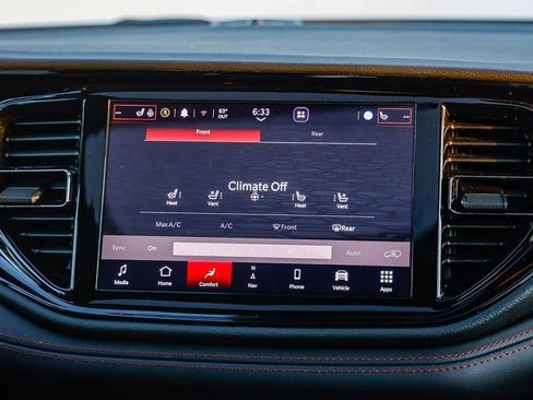 Certified 2025 Dodge Durango GT image 15