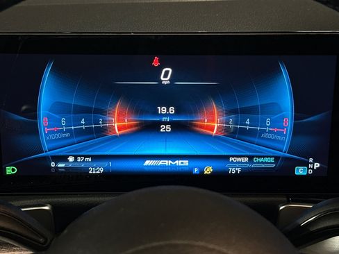 New 2026 Mercedes-Benz GLB 35 AMG 4MATIC image 23