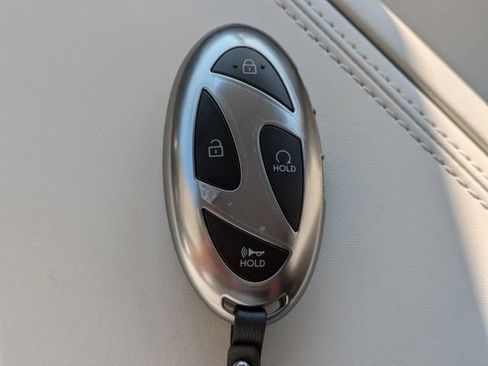 Certified 2025 Hyundai Santa Fe Calligraphy FWD image 33