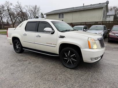 Used 2007 Cadillac Escalade EXT w/ Climate Package