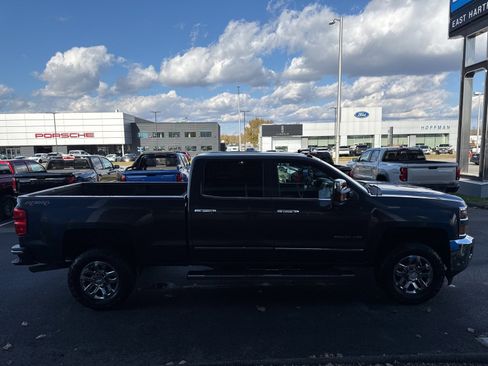 Used 2016 Chevrolet Silverado 2500 LTZ w/ LTZ Plus Package image 5